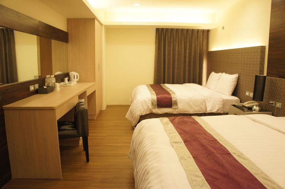 Taichung Saint Hotel מראה חיצוני תמונה