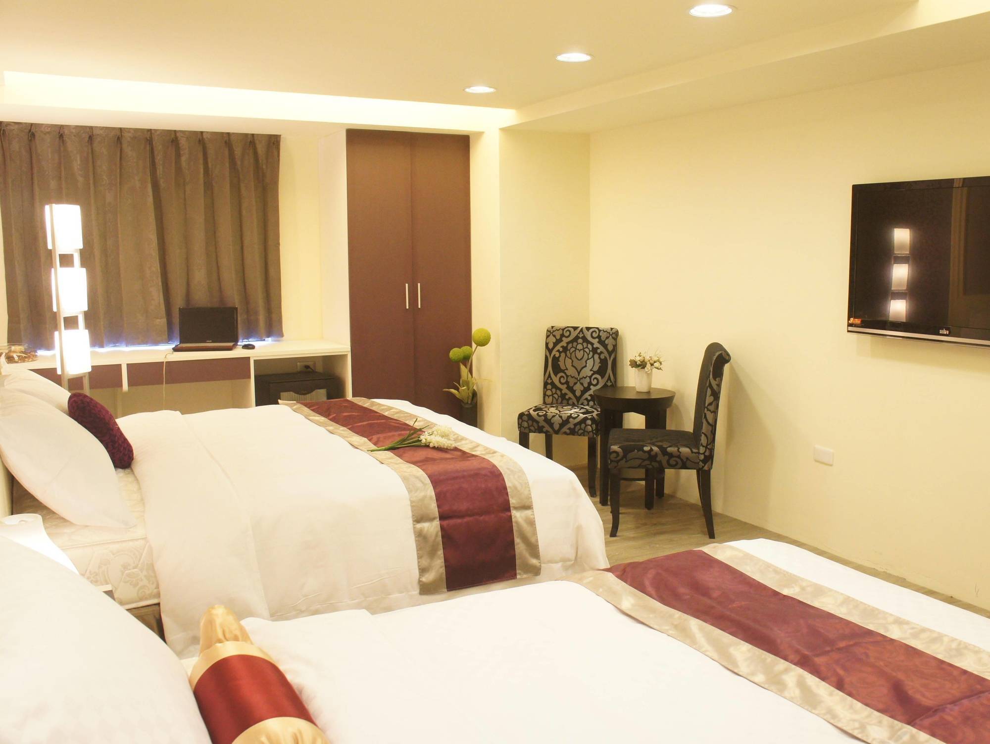 Taichung Saint Hotel מראה חיצוני תמונה