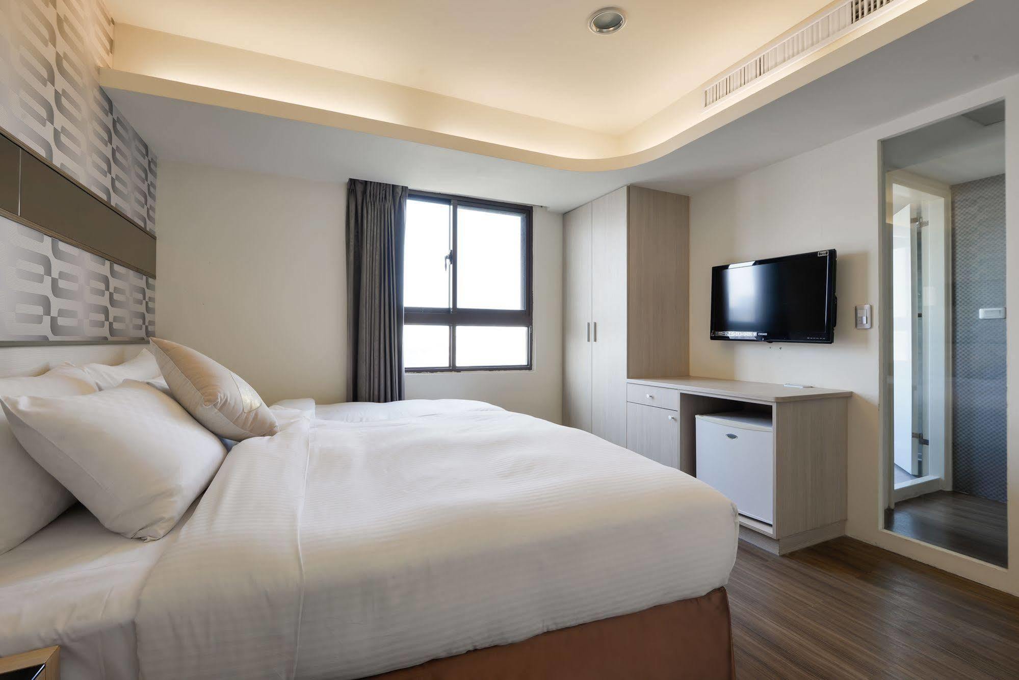 Taichung Saint Hotel מראה חיצוני תמונה