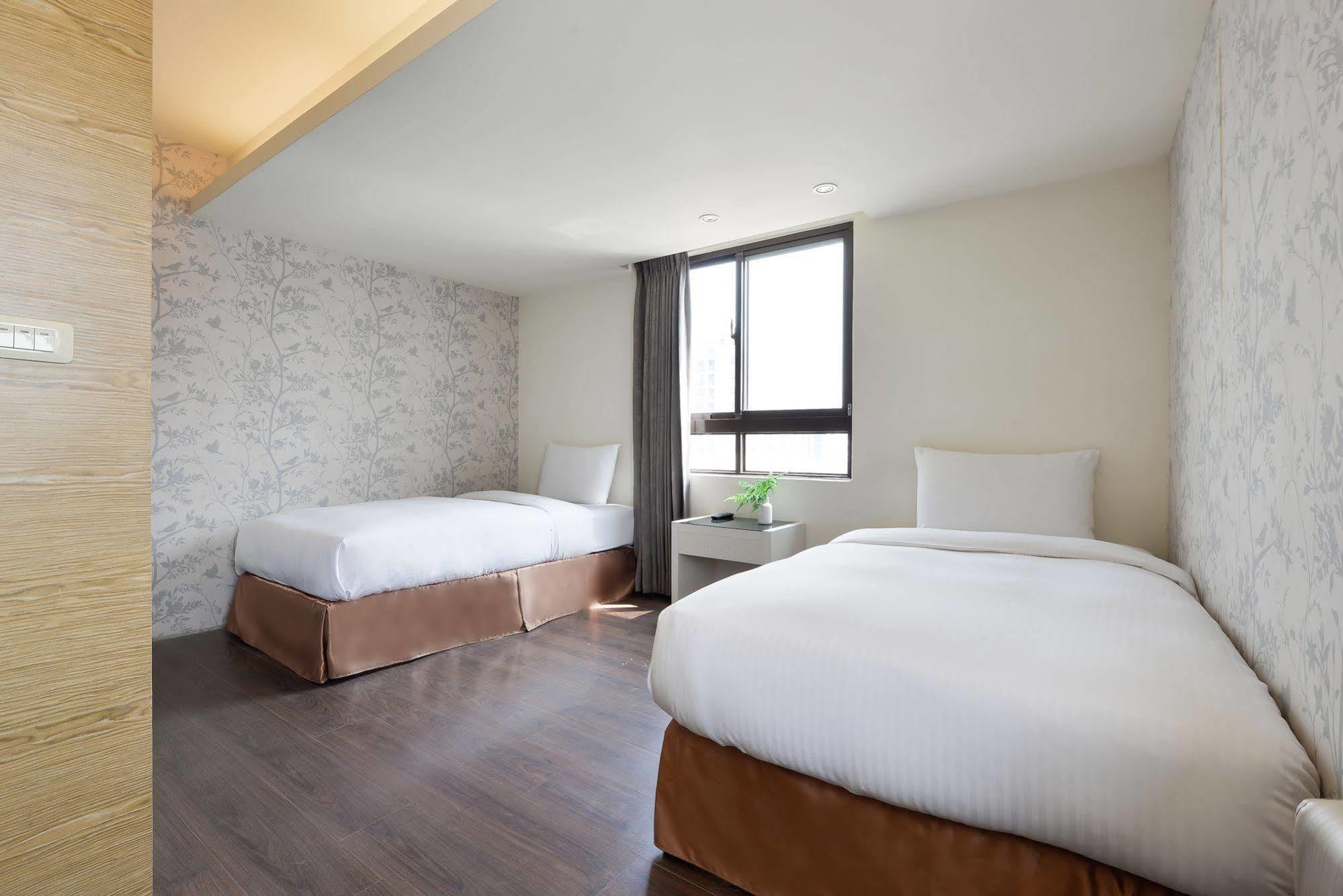 Taichung Saint Hotel מראה חיצוני תמונה
