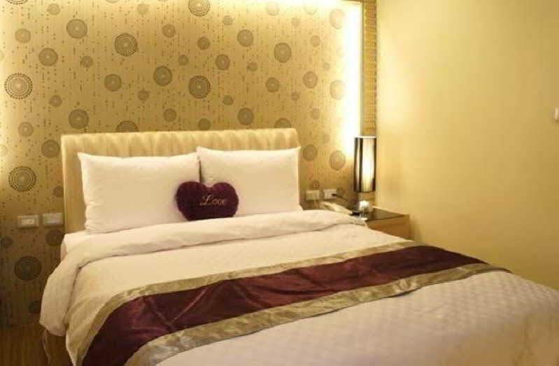 Taichung Saint Hotel מראה חיצוני תמונה